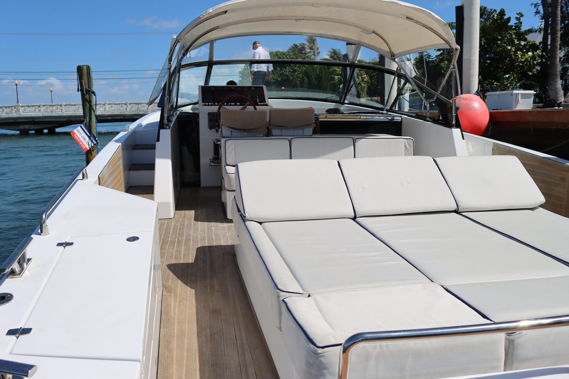 Cockpit sun pad and helm seating